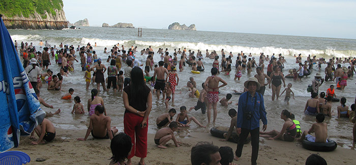 Vietnam_swimmers_resized